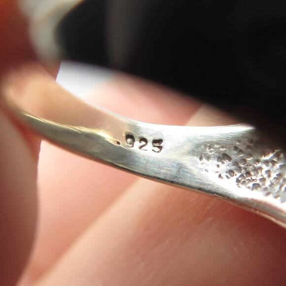 925 Sterling Silver Vintage Ribbed Ring Size 5.5 - Picture 7 of 8
